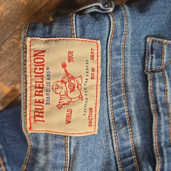 True Religion designer bootcut mid-rise jeans - Picture 3 of 8